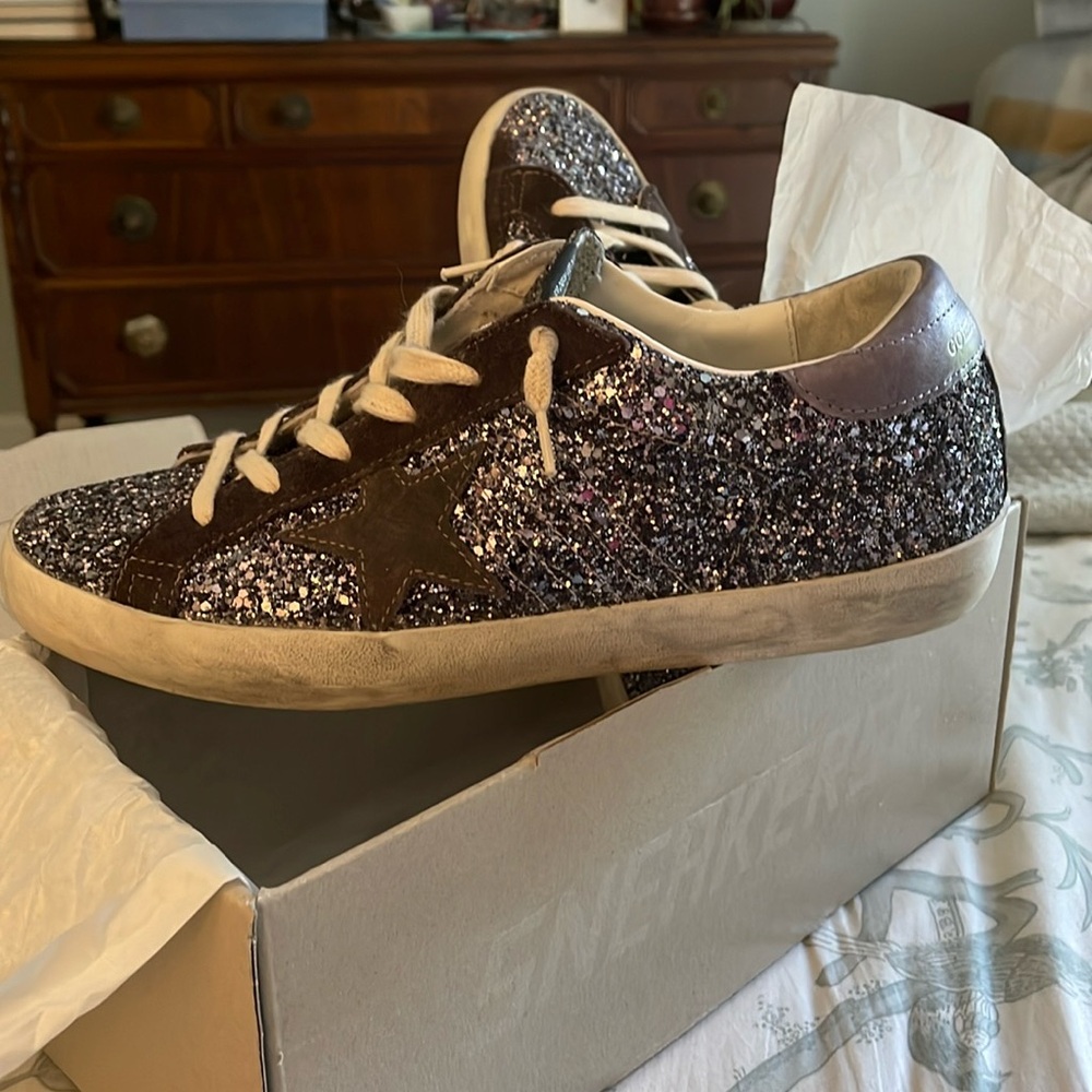 Golden Goose Super-Star Low Top Sneaker
